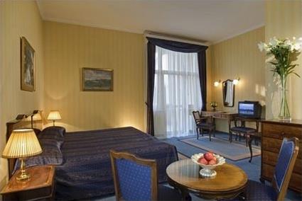 Spa Hongrie / Danubius Grand Hotel Margitsziget 4 **** Sup. /  Budapest / Hongrie