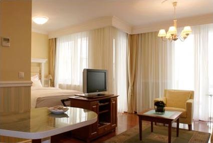 Spa Hongrie / Hotel Queen's Court 5 ***** /  Budapest / Hongrie