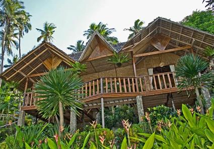 Hotel Coco Beach Island Resort 3 *** / Mindoro / Philippines
