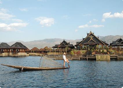 Myanmar Treasure Hotel 4 **** / Lac Inl / Birmanie