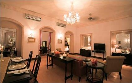 Hotel Nadesar Palace 5 ***** / Bnars / La Valle du Gange