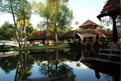 Hotel Coconut Lagoon 4 **** / Kumarakom / Le Kerala