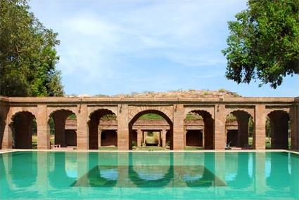 Hotel Balsamand Lake Palace 4 **** / Jodhpur / Rajasthan