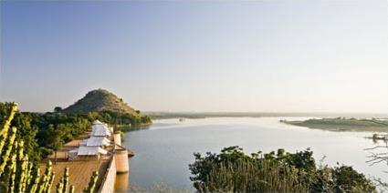 Hotel Chhatra Sagar Camp 5 ***** / Chhatra Sagar / Jodhpur