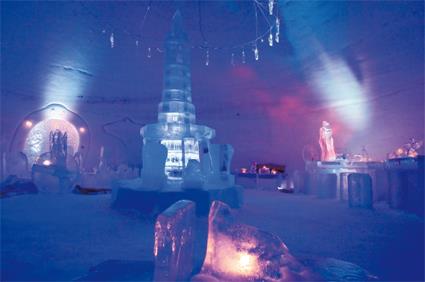 L'Express Ctier de Norvge / Excursions Sens Sud-Nord et Nord-Sud / 7D Kirkenes Snowhotel (Htel de glace) 