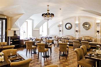 Hotel Aston 3 *** / St-Ptersbourg / Russie