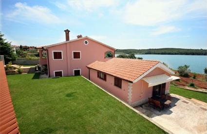 Croatie/ Location de vacances 4 **** / Medulin-Pomer / R�gion de l' Istrie