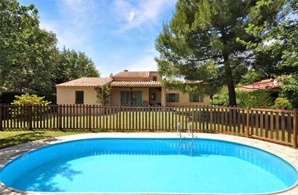 France / Location de vacances 4 **** / Fox-Amphoux / Var