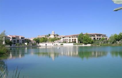 France / Location de vacances 4 **** / Golf de Pont Royal / Provence