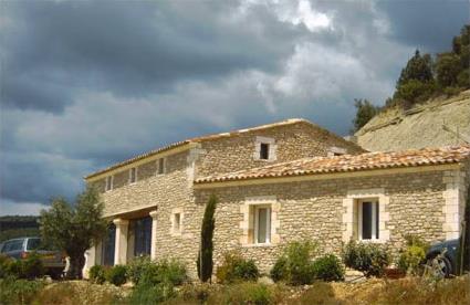 France / Location de vacances 4 **** / La Tuili�re / Vaucluse