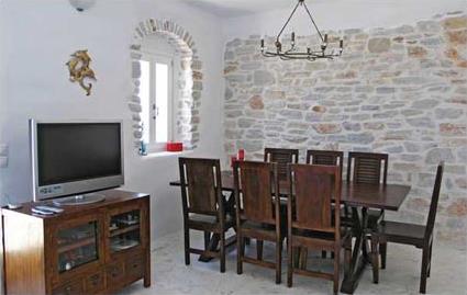 Grce / Location de vacances 4 **** / Abelas-Paros / Les Cyclades