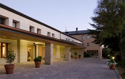 Hotel Parador de Puebla de Sanabria 3 *** / Puebla de Sanabria  / Zamora