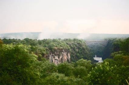 Hotel Victoria Falls 5 ***** / Les Chutes Victoria / Zimbabwe